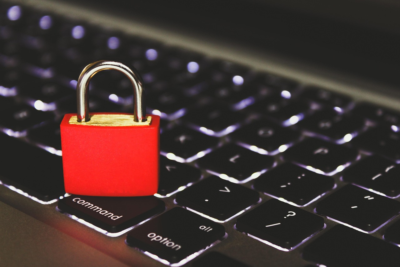 方盒万宝路黑冰（细）：富县注册代理记账